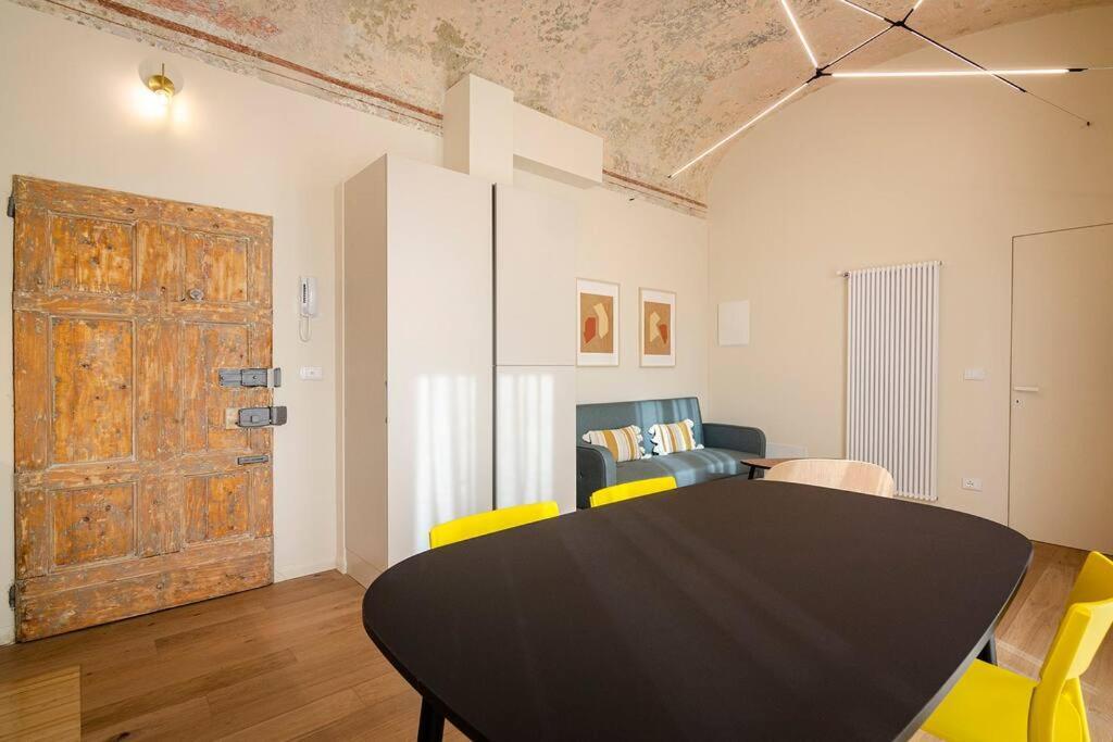 Casa Aldrovandi: Elegante E In Centro Storico Bologna Bagian luar foto
